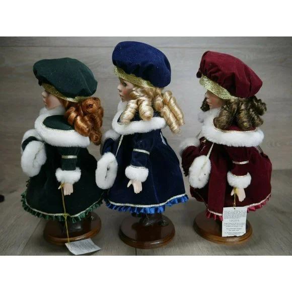 Collectible Geppeddo Porcelai Dolls Victorian Christmas Holiday